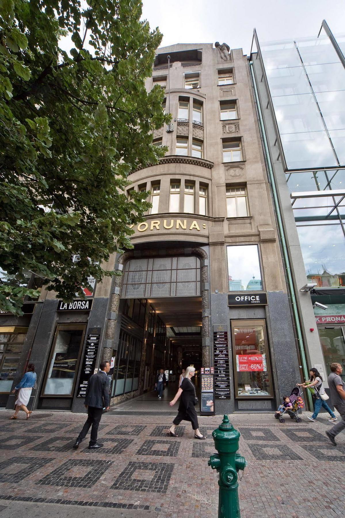 Merchants Crown Suites And Spa Прага Экстерьер фото The Brussels Stock Exchange
